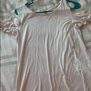 small Old Navy cold shoulder shirt